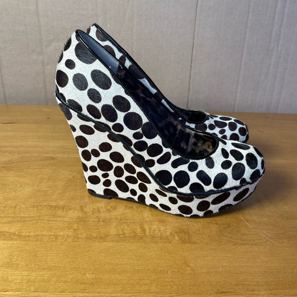 Betsey Johnson Wedges - Picture 2 of 9